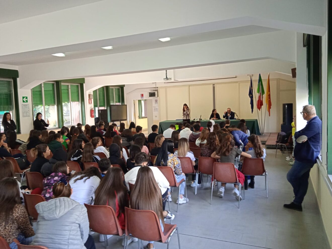 Antimafia e Legalità: uscire dai salotti, educare i giovani