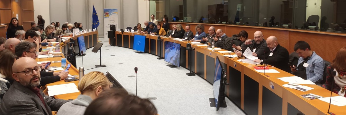 Seduta Parlamento europeo che discute la questione curda