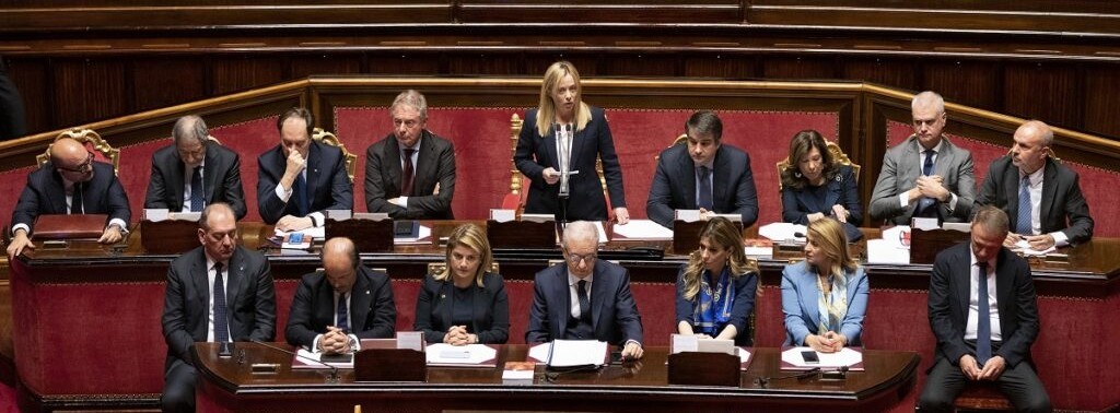 Giorgia Meloni e il suo governo in aula