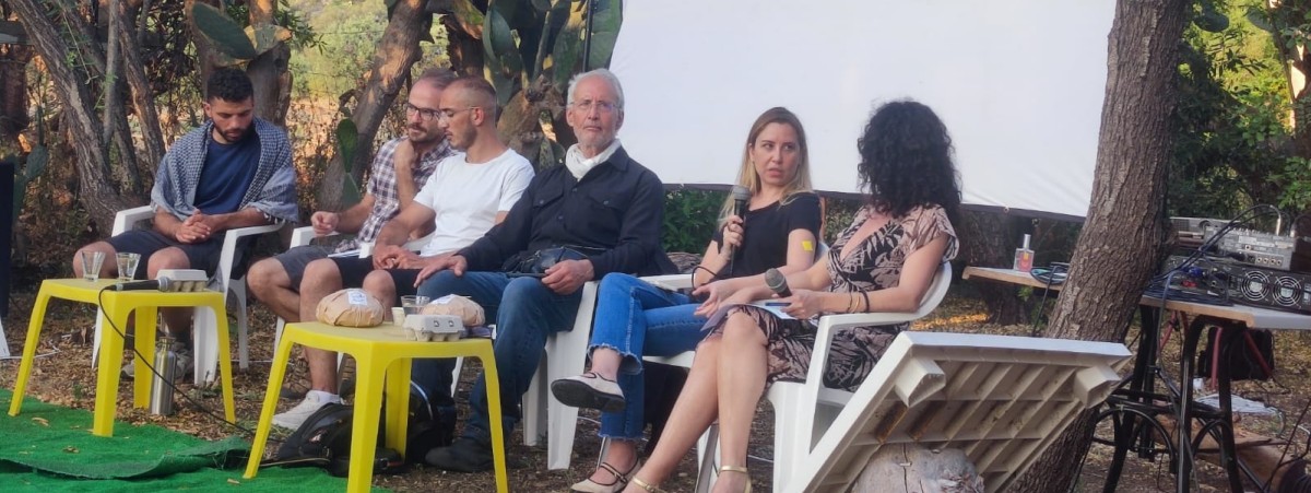 La chirurga Tiziana Roggio e altri relatori al centro Piano Terra di Augusta