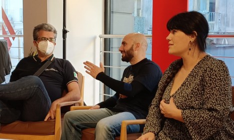 gli autori del libro, Roberto Guardo e Adriana Scamporrino dialogano con Giuseppe bilotta dell'INGV