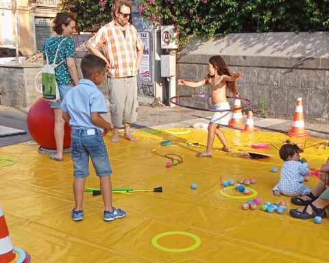 giochi di bimbi con associazione Clatù