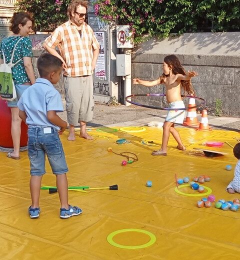 giochi di bimbi con associazione Clatù